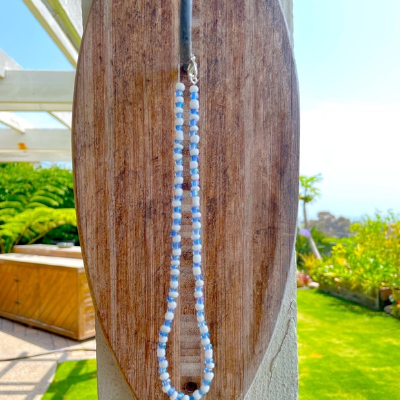 Jewelry - TRENDY BEADED NECKLACE 🤍🤍